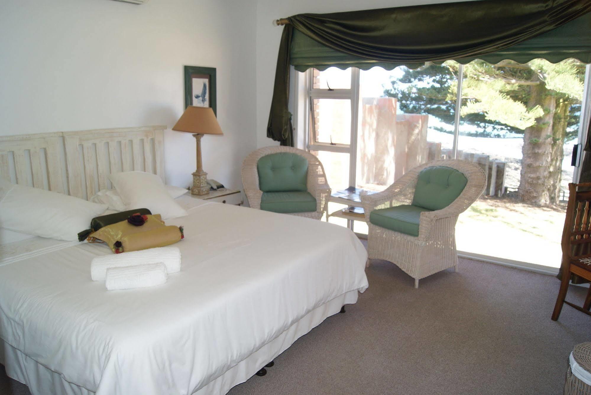Sea Otters Lodge Kini Bay Exterior photo